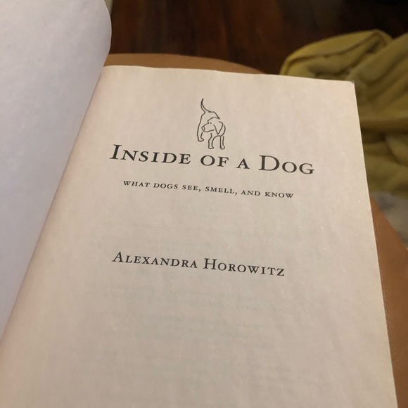 🐶 Inside of a Dog by Alexandra Horowitz - Picture 3 of 9